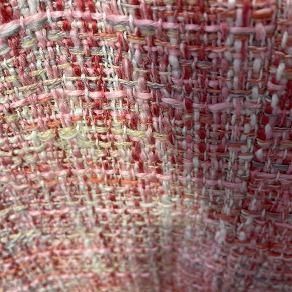 Beautiful women’s blazer size 4. Brand ninety. Excellent condition. - Picture 7 of 12